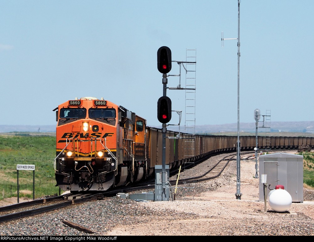 BNSF 5860